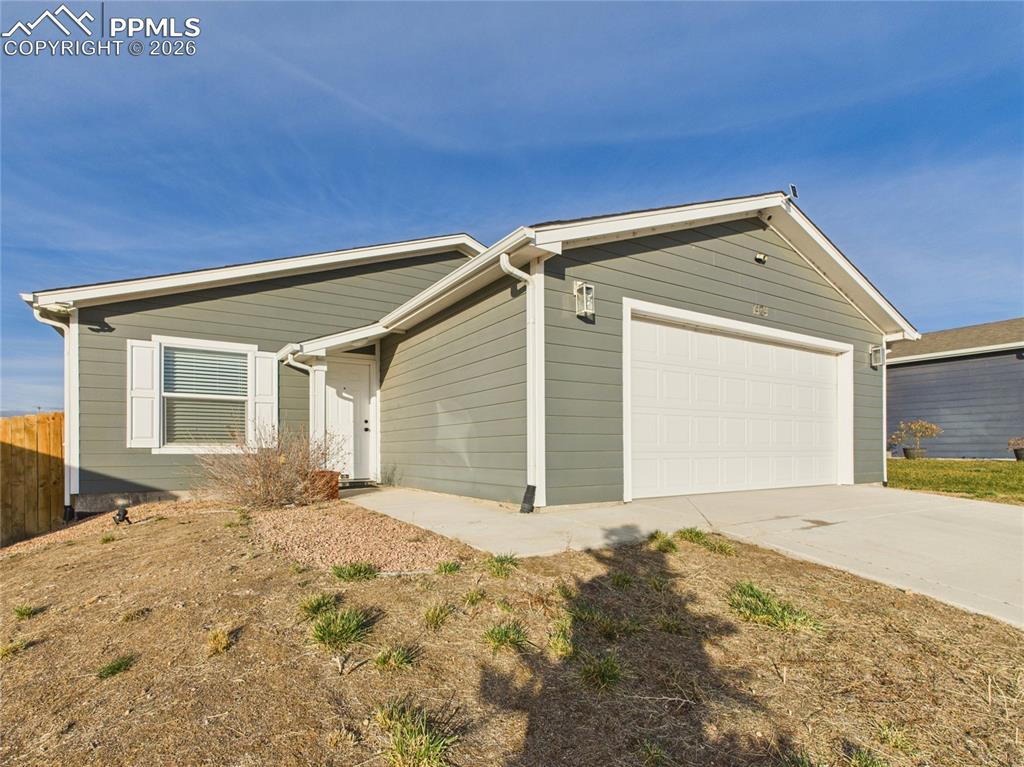 1424 Rivers Run Avenue Pueblo, CO 81001 - Photo 4 of 35