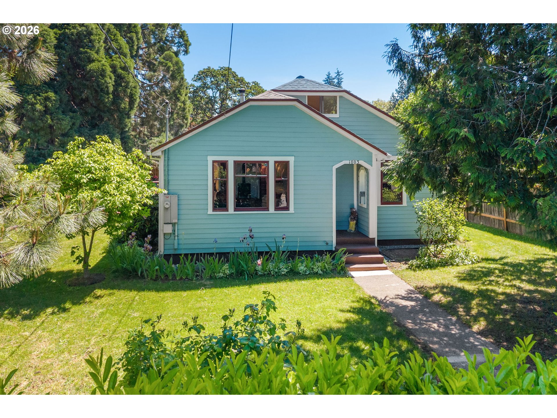 1003 5th Street Hood River, OR 97031 - Photo 3 of 42