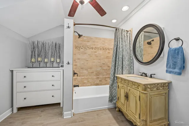 $699,000 | 4939 Lee Avenue, Downers Grove, IL 60515