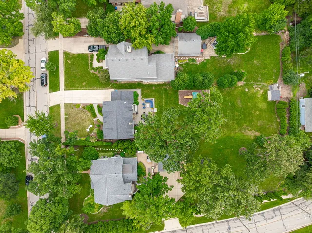 $699,000 | 4939 Lee Avenue, Downers Grove, IL 60515