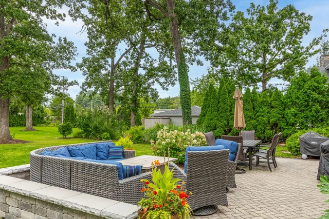 $699,000 | 4939 Lee Avenue, Downers Grove, IL 60515