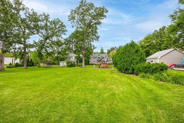 $699,000 | 4939 Lee Avenue, Downers Grove, IL 60515