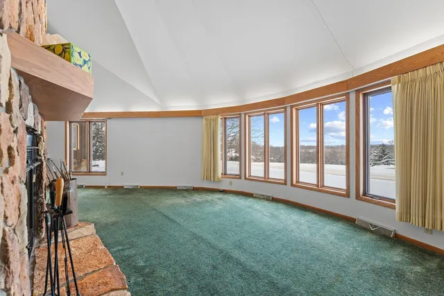 $327,100 | S6462 County Road PF, North Freedom, WI 53951