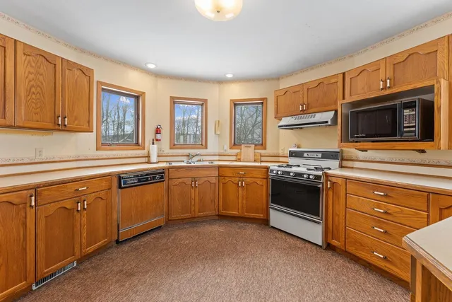 $327,100 | S6462 County Road PF, North Freedom, WI 53951