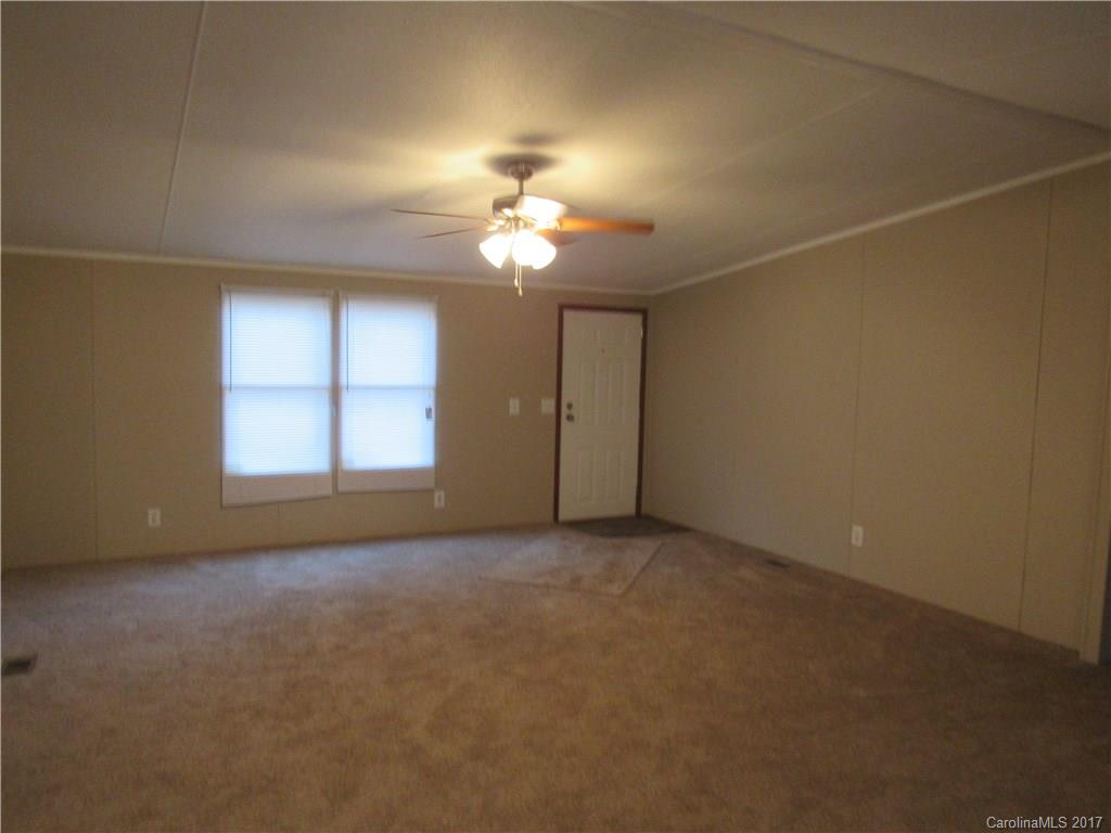 2803 Jenkins Road Lincolnton, NC 28092 - Photo 2 of 11 Gallery Image 2