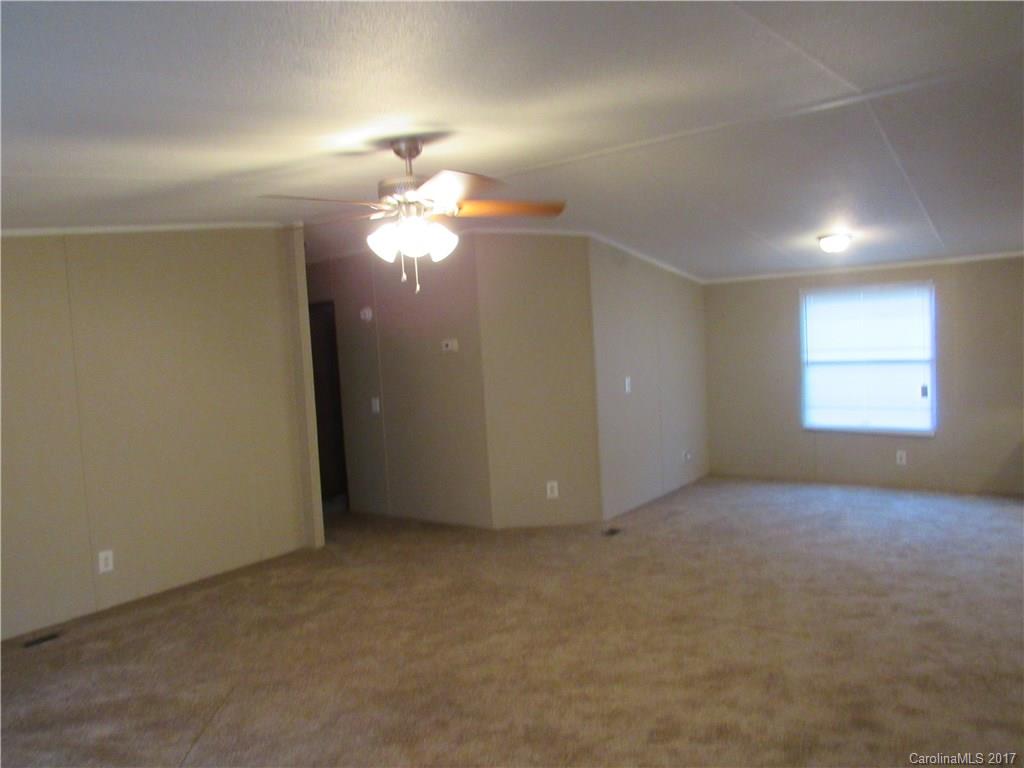 2803 Jenkins Road Lincolnton, NC 28092 - Photo 3 of 11 Gallery Image 3