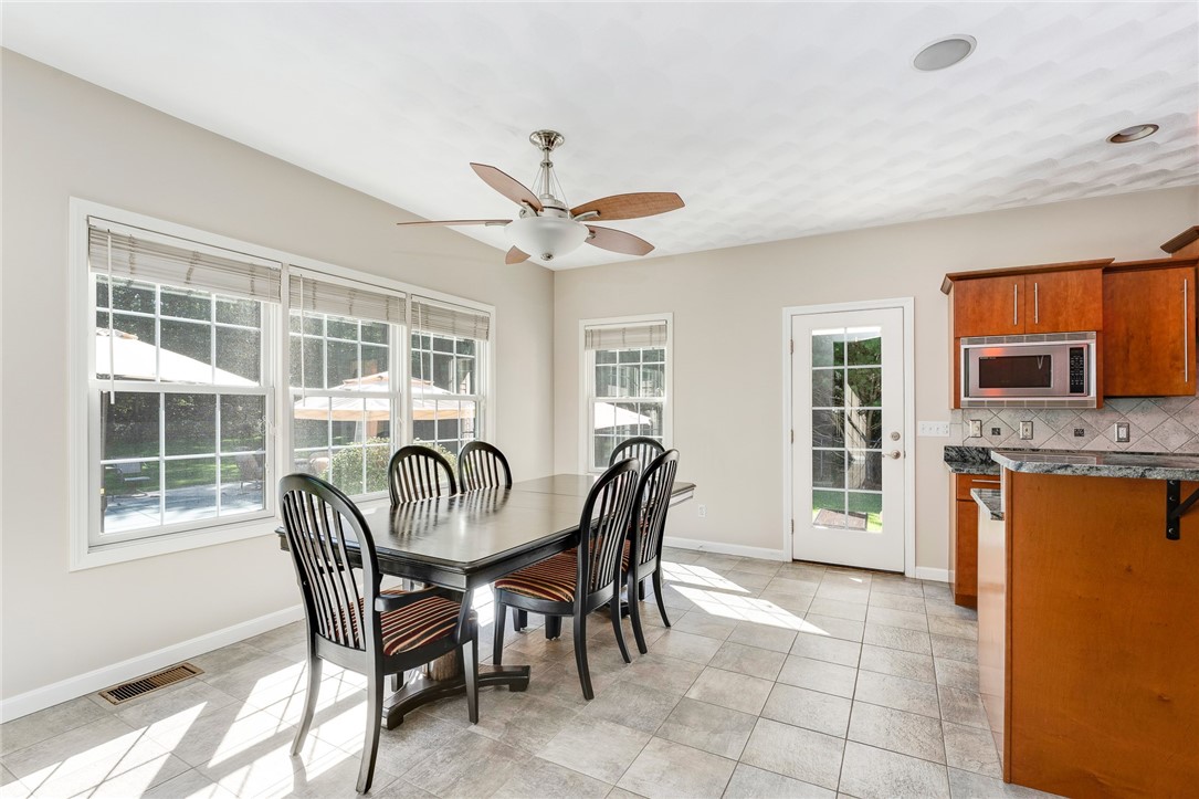 7 Mason Way Coventry, RI 02816 - Photo 13 of 38