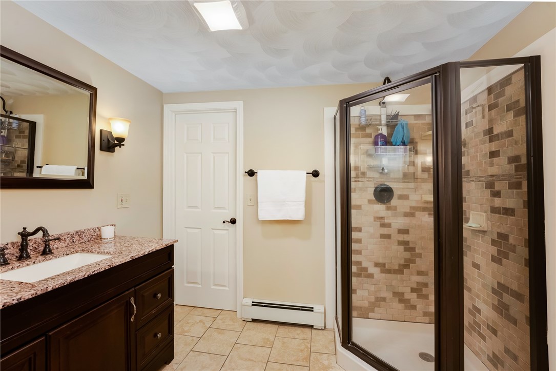 7 Mason Way Coventry, RI 02816 - Photo 30 of 38
