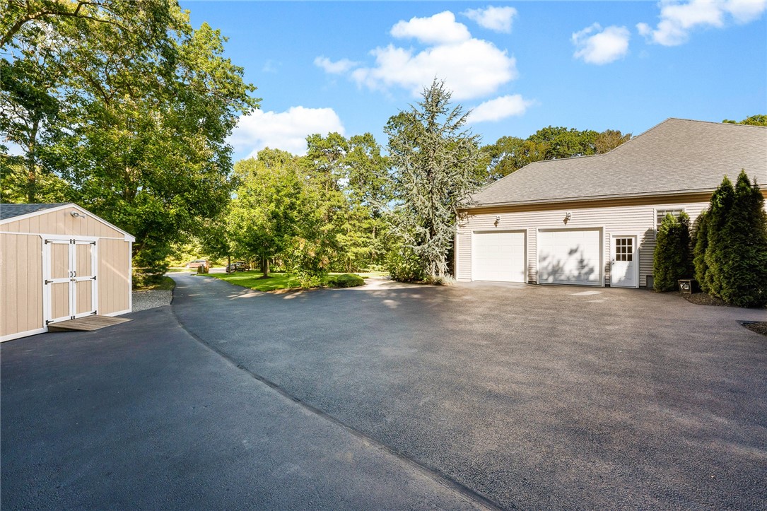7 Mason Way Coventry, RI 02816 - Photo 32 of 38