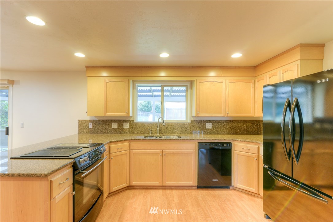 13945 Reeder Road Southwest Tenino, WA 98589 - Photo 12 of 38
