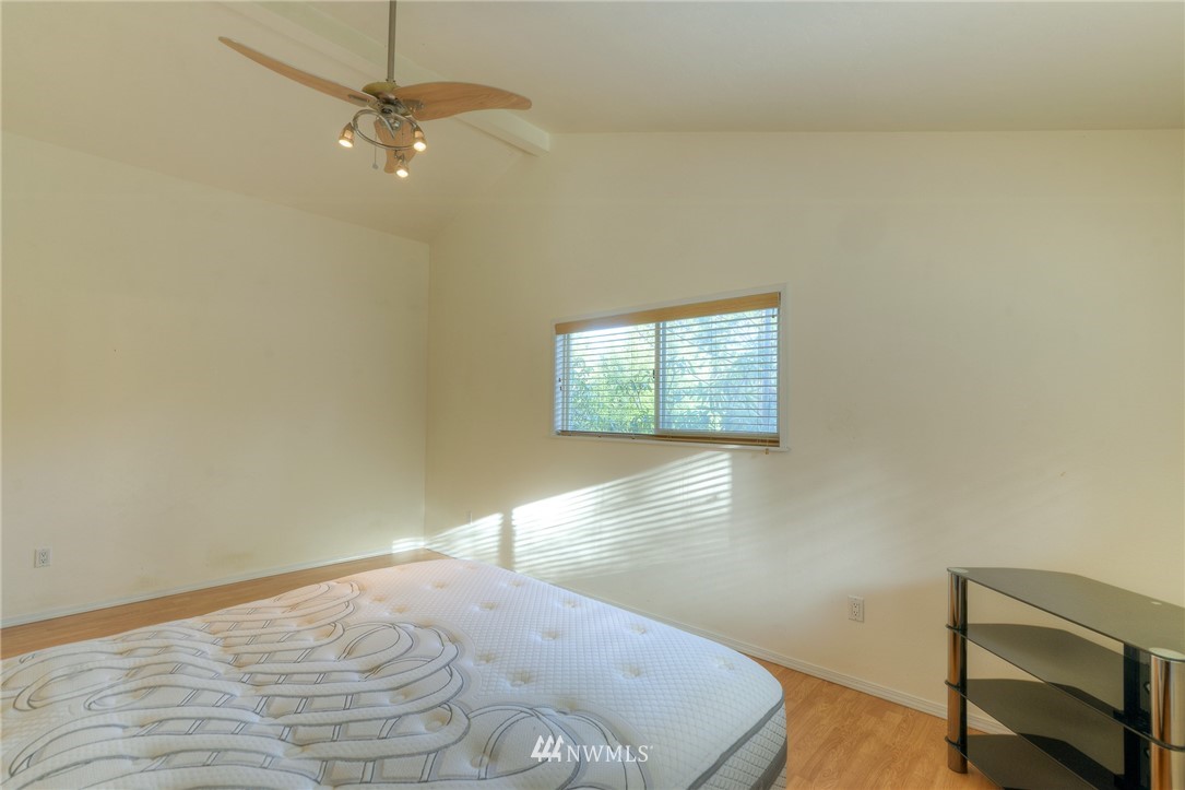 13945 Reeder Road Southwest Tenino, WA 98589 - Photo 14 of 38