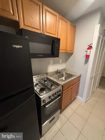 $1,650 | 2820 Pomeroy Road Southeast, Unit 2, Washington, DC 20020