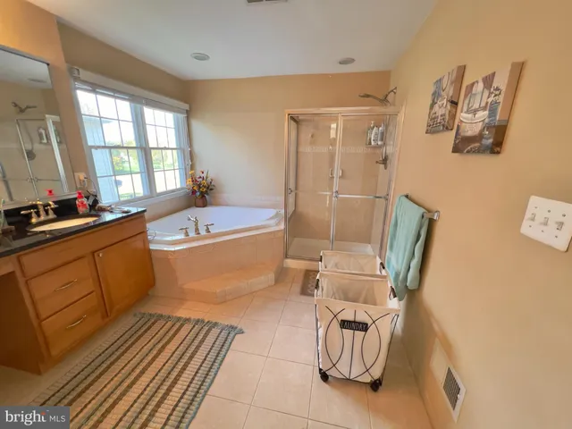 $3,950 | 42650 Nations Street, Chantilly, VA 20152