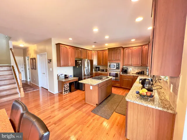 $3,950 | 42650 Nations Street, Chantilly, VA 20152