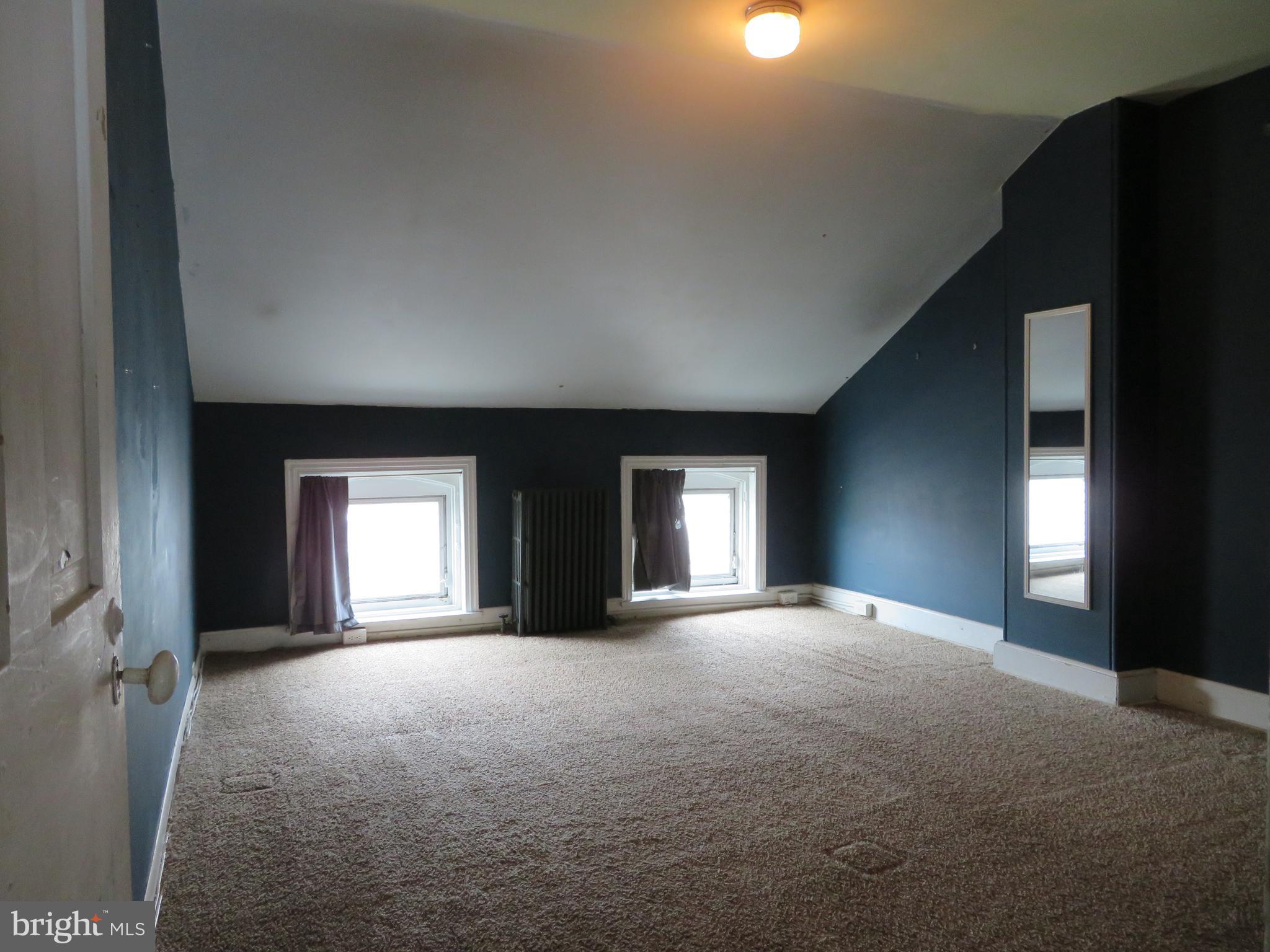 210 Ripka Street Philadelphia, PA 19127 - Photo 14 of 18 Bedroom 3