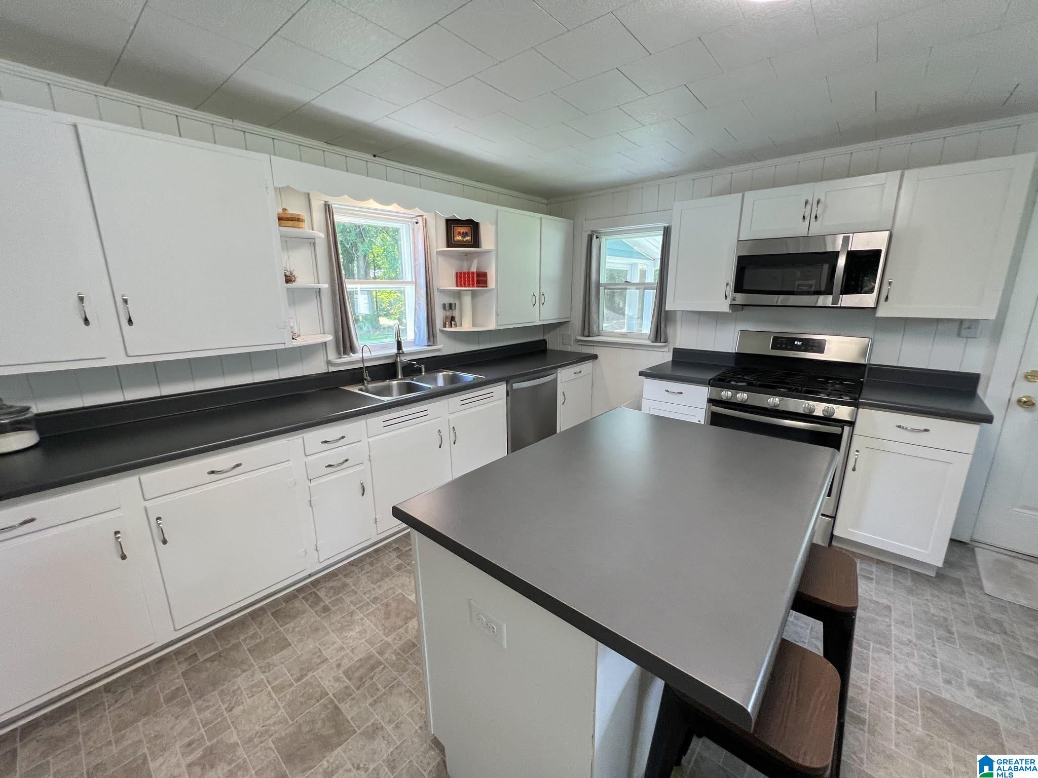 2125 Roy Webb Road Jacksonville, AL 36265 - Photo 7 of 22