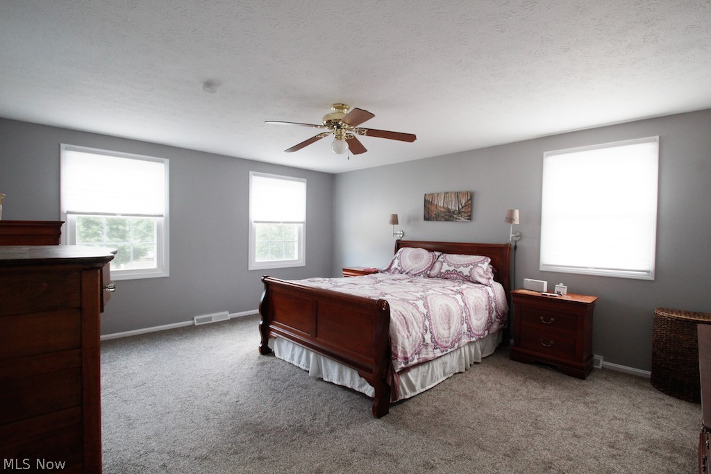 28207 Knickerbocker Road Bay Village, OH 44140 - Photo 18 of 34 Gallery Image 18