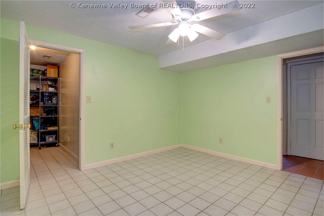 1031 Forest Road Charleston, WV 25314 - Photo 36 of 41 Gallery Image 36