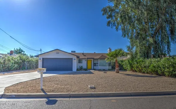 $3,450 | 3022 North 34th Place, Phoenix, AZ 85018
