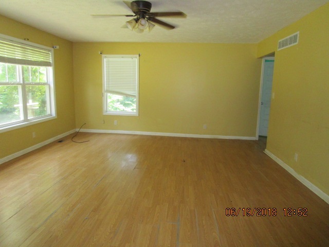 4800 Springfield Road Wadesville, IN 47638 - Photo 6 of 18 Gallery Image 6