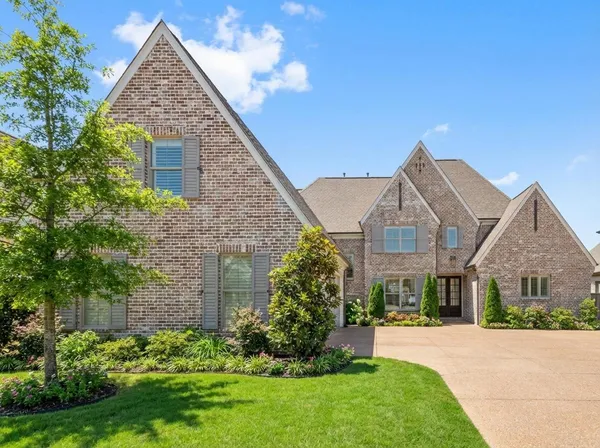 $850,000 | 4757 Carousel Lane, Collierville, TN 38017