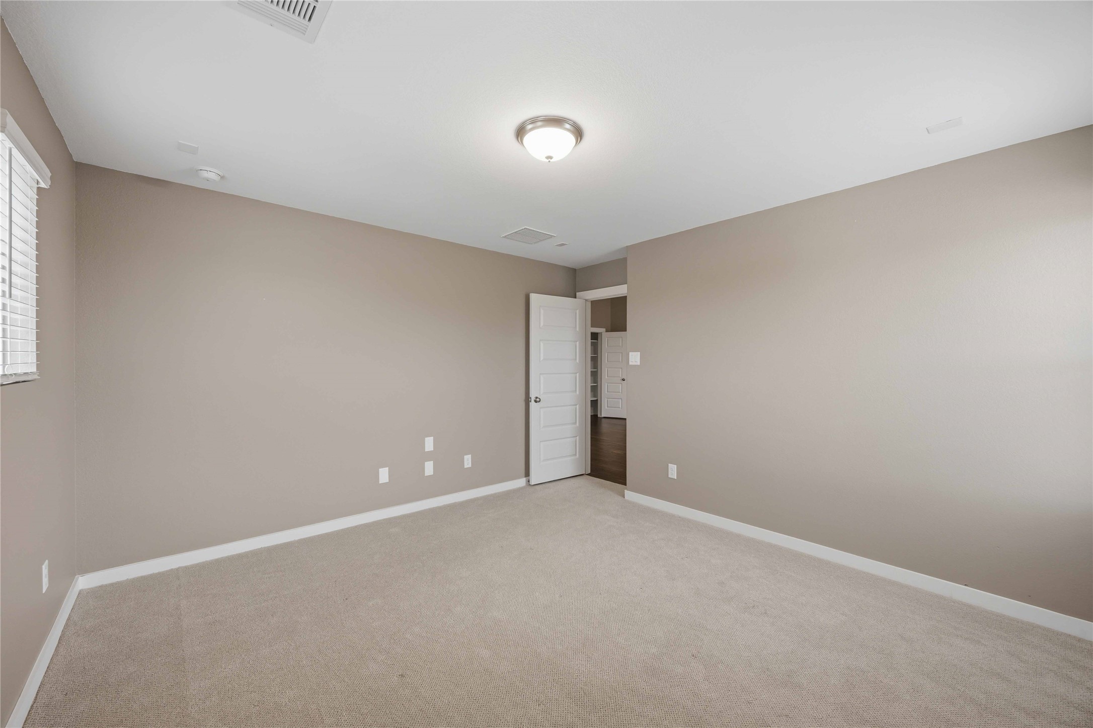 1239 Cascade Hls Drive Rosharon, TX 77583 - Photo 25 of 30 a view of an empty room
