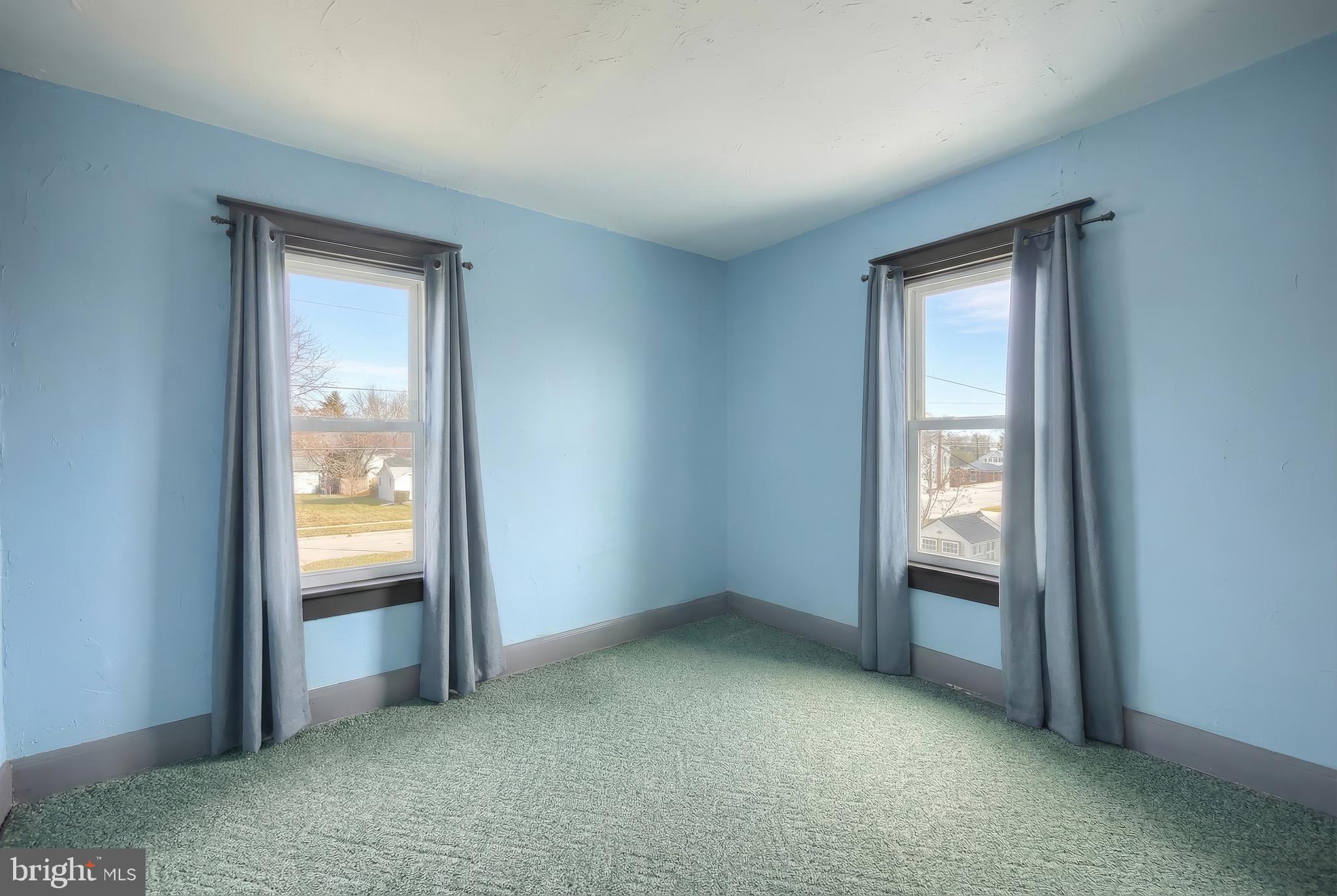 52 South Third Street Mount Wolf, PA 17347 - Photo 20 of 28 an empty room with windows