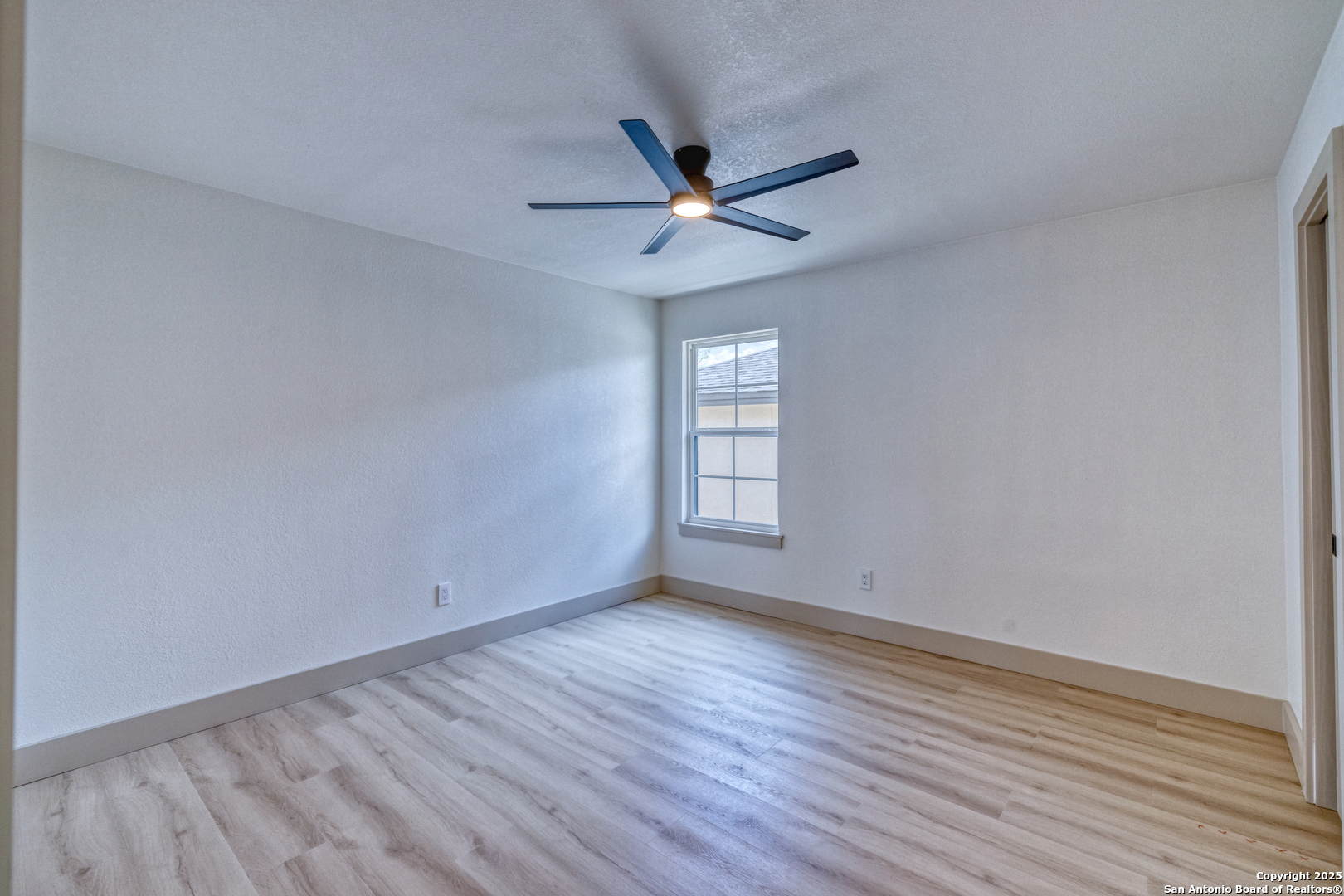 6 Rio Seco Drive Uvalde, TX 78801 - Photo 19 of 40