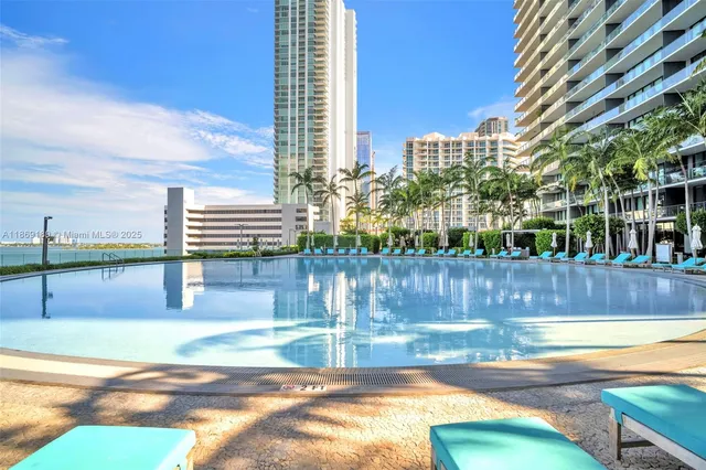 $6,500 | 650 Northeast 32nd Street, Unit 1402, Miami, FL 33137