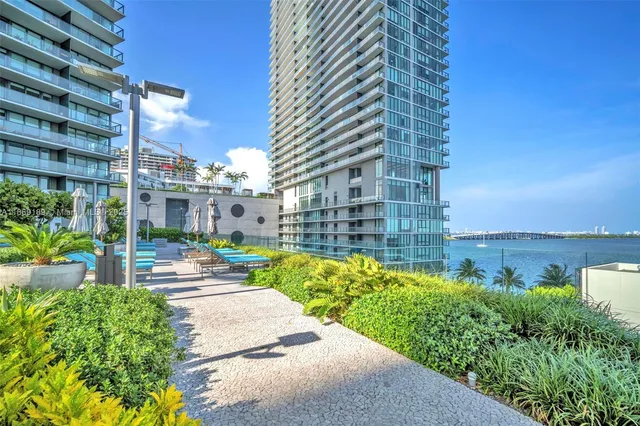 $6,500 | 650 Northeast 32nd Street, Unit 1402, Miami, FL 33137