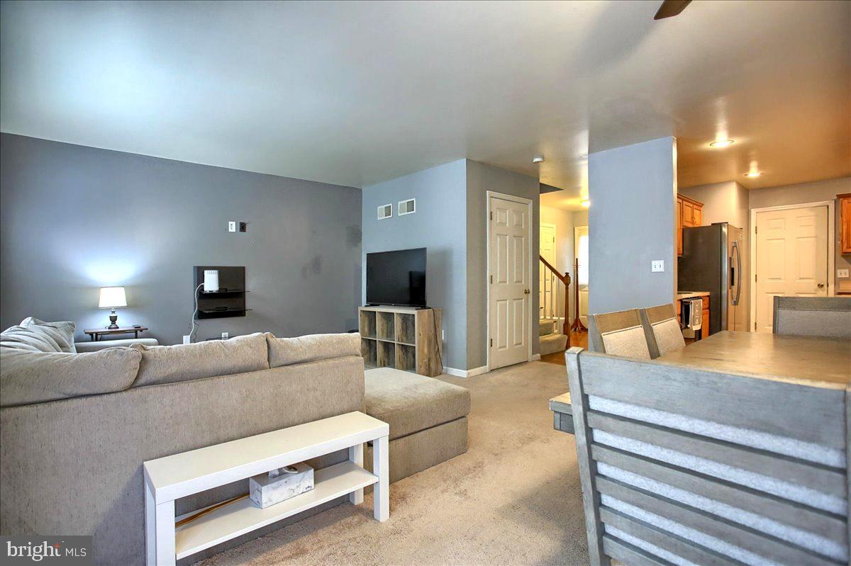 2229 Ionoff Road, Unit 10 Harrisburg, PA 17110 - Photo 12 of 37 Gallery Image 12