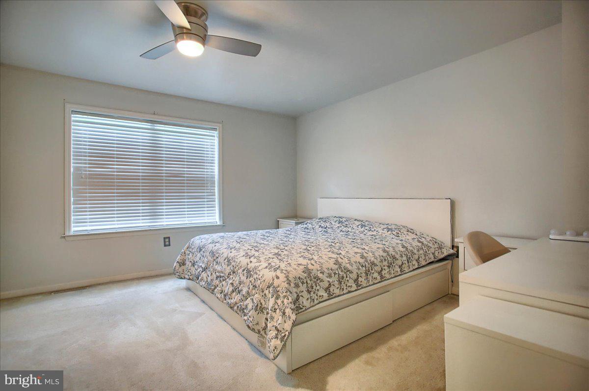 2229 Ionoff Road, Unit 10 Harrisburg, PA 17110 - Photo 18 of 37 Primary Bedroom