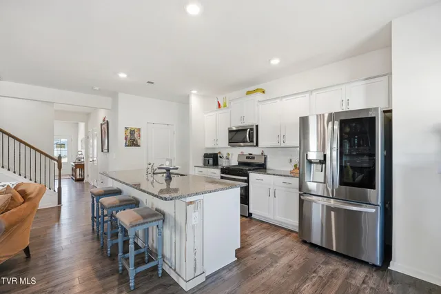 $425,000 | 5402 Wildlife Circle, Piney Flats, TN 37686