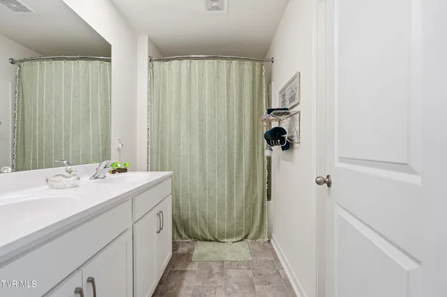 $425,000 | 5402 Wildlife Circle, Piney Flats, TN 37686