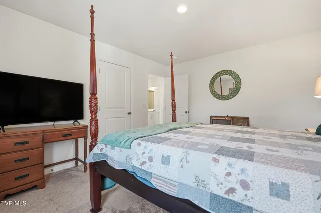 $425,000 | 5402 Wildlife Circle, Piney Flats, TN 37686