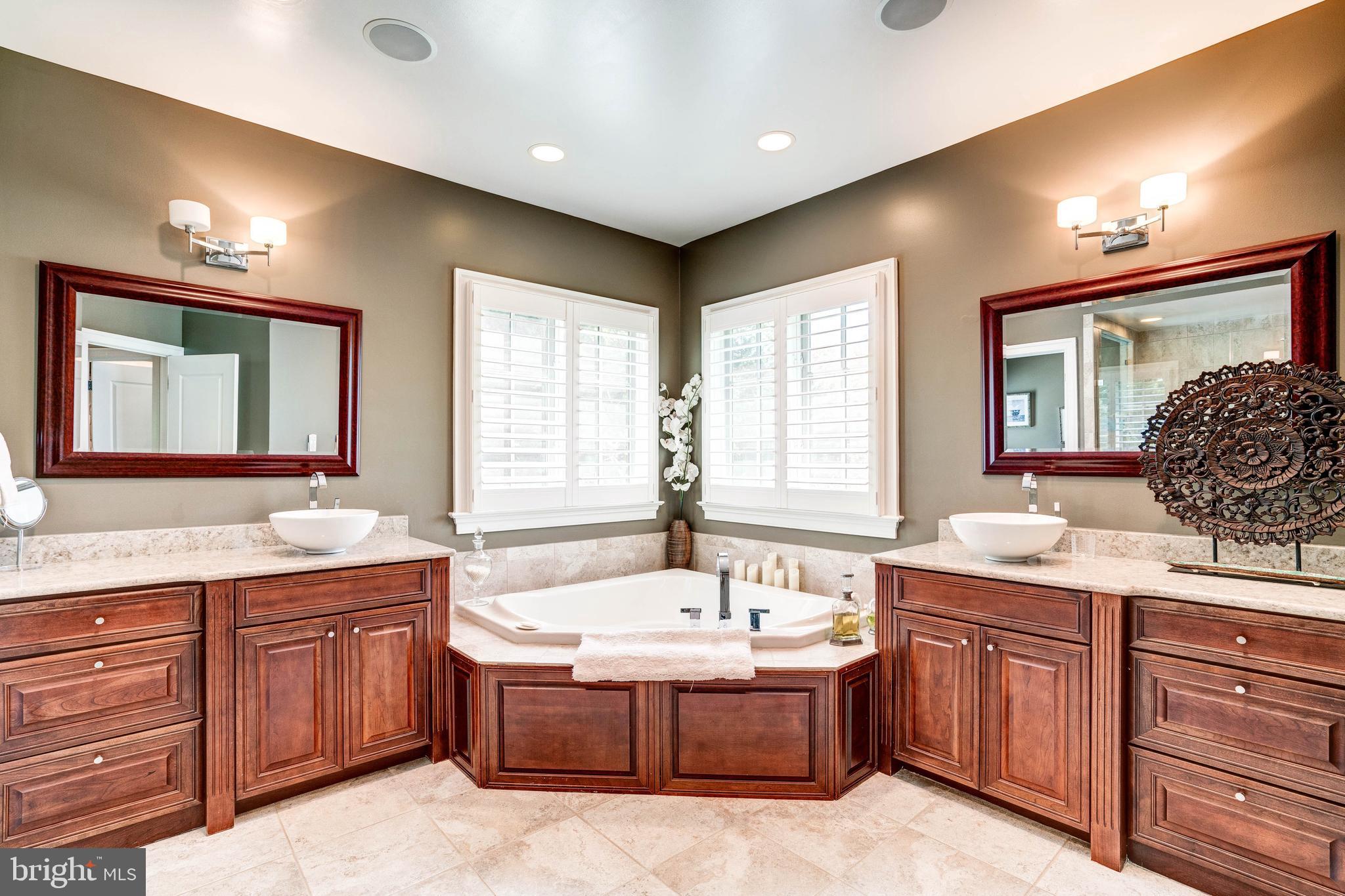 4703 Overbrook Road Bethesda, MD 20816 - Photo 59 of 88