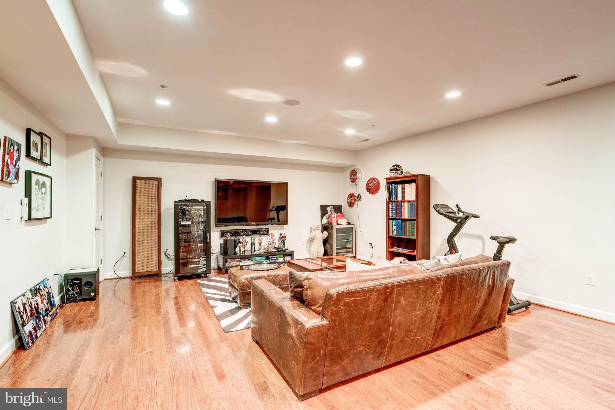 4703 Overbrook Road Bethesda, MD 20816 - Photo 76 of 88