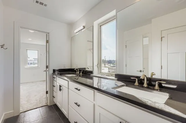 $465,000 | 200 Tesla Circle, Austin, TX 78681