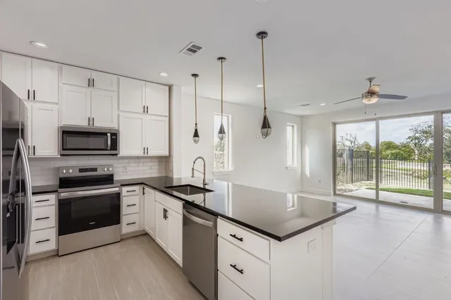 $465,000 | 200 Tesla Circle, Austin, TX 78681