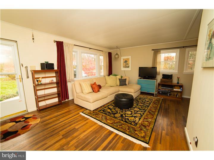 1281 Park Road Elverson, PA 19520 - Photo 4 of 14 Gallery Image 4