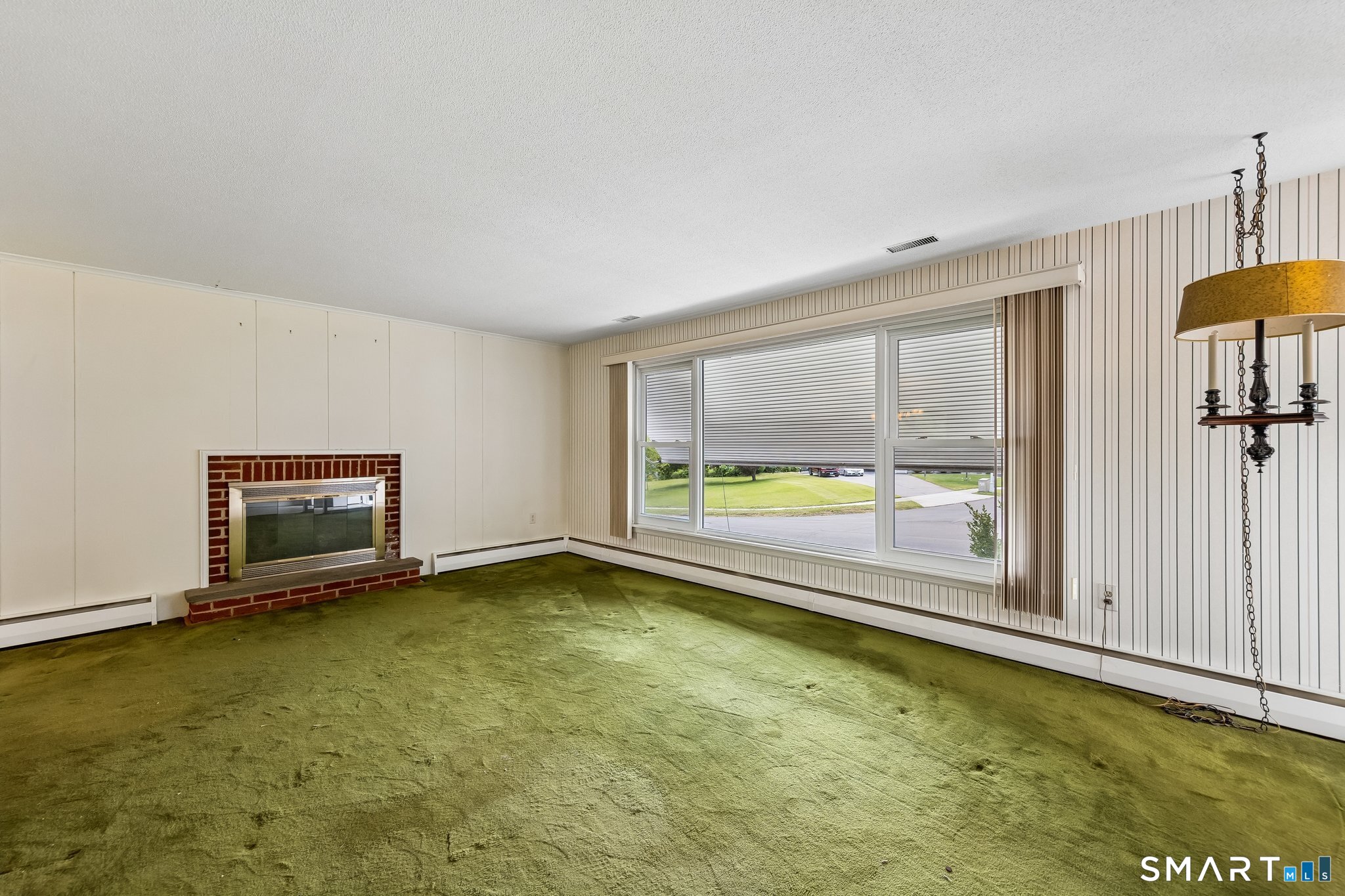 29 Collier Circle Hamden, CT 06518 - Photo 16 of 32