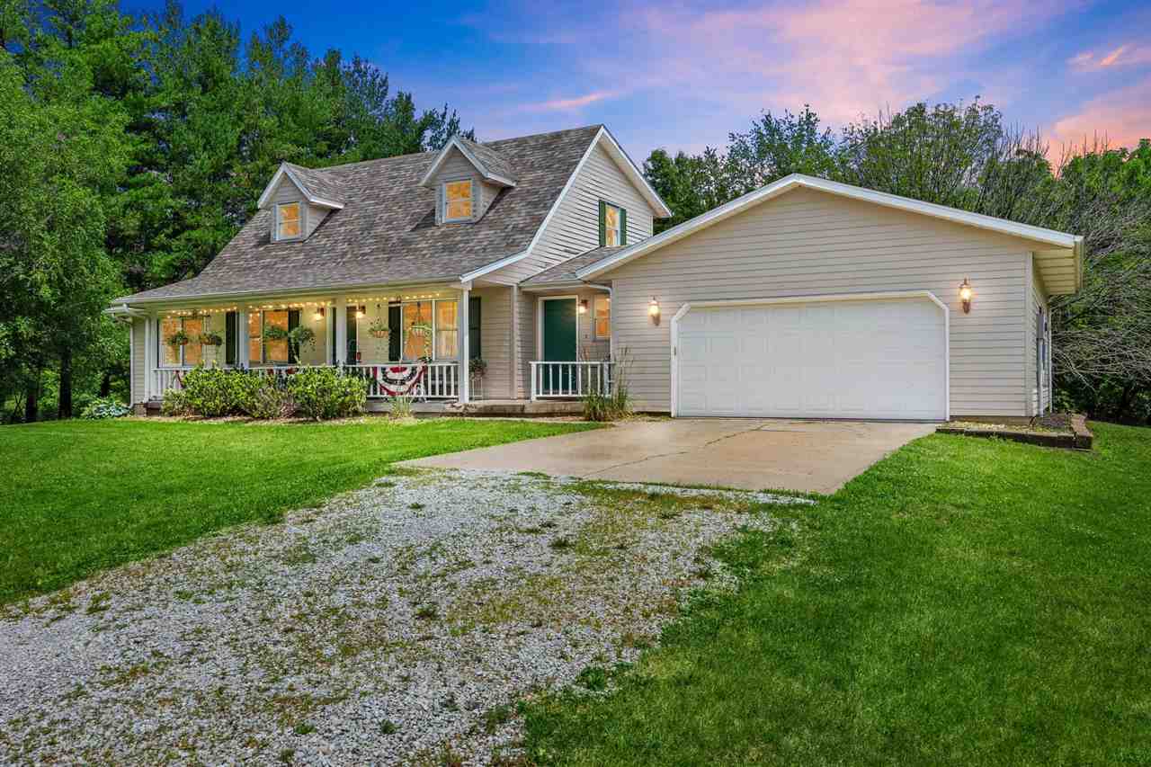 2198 Sugar Bottom Road Northeast Solon, IA 52333 - Photo 1 of 51 Gallery Image 1