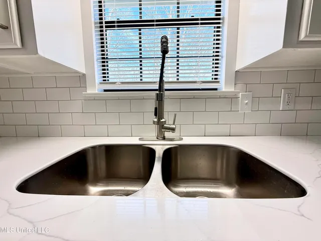 $179,900 | 4194 Burt Loop Road, Crystal Springs, MS 39059