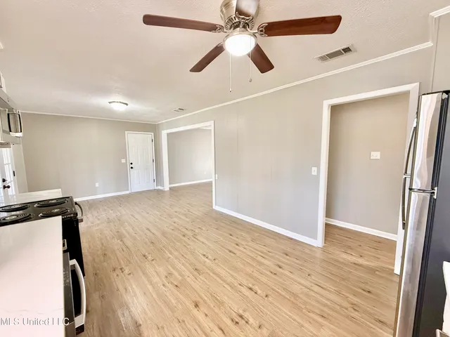 $179,900 | 4194 Burt Loop Road, Crystal Springs, MS 39059