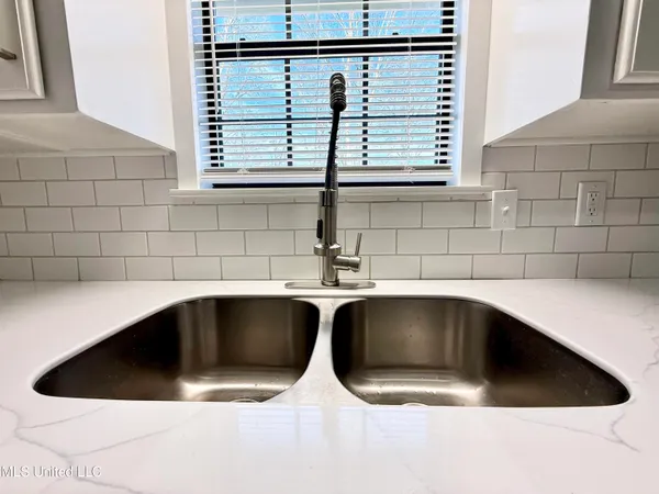 $185,000 | 4194 Burt Loop Road, Crystal Springs, MS 39059