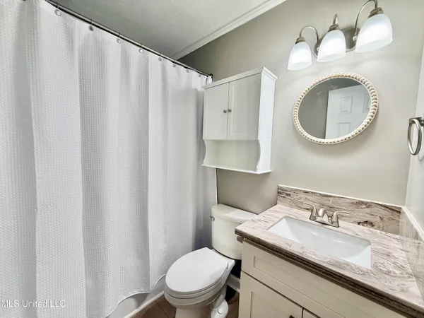 $185,000 | 4194 Burt Loop Road, Crystal Springs, MS 39059