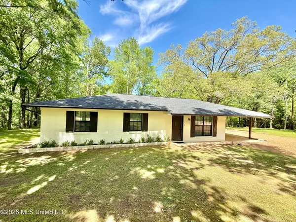 $185,000 | 4194 Burt Loop Road, Crystal Springs, MS 39059