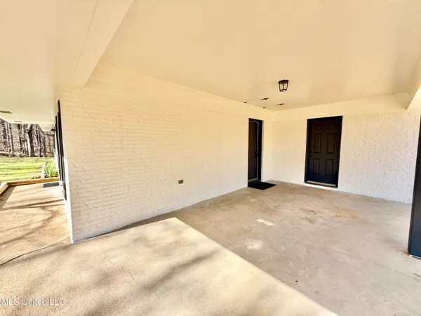 $185,000 | 4194 Burt Loop Road, Crystal Springs, MS 39059