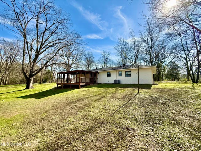 $179,900 | 4194 Burt Loop Road, Crystal Springs, MS 39059