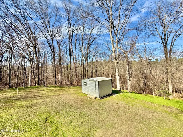 $179,900 | 4194 Burt Loop Road, Crystal Springs, MS 39059